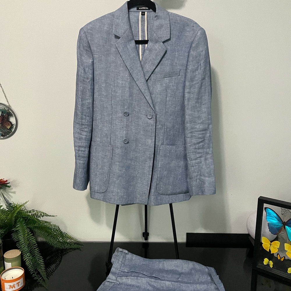 Express Light Blue Double-Breasted Suit